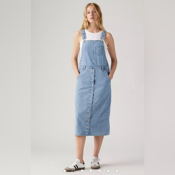 NEW LEVI’S - Overall Midi Dress / Utility Style in Medium Wash - Picture 4 of 12